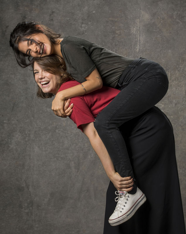Atrizes de Órfãos da Terra (Foto: Victor Pollak/Globo)