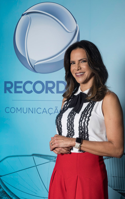 Virna assinou com a Record (Foto: Antonio Chahestian / Divulgação)