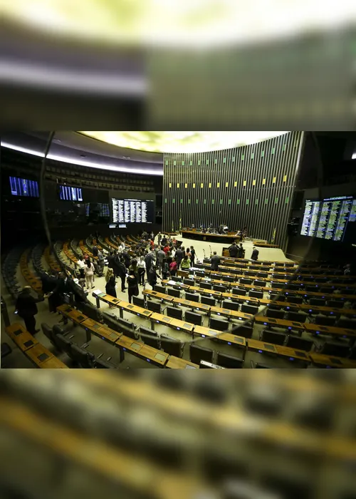 Imagem ilustrativa da imagem Projeto de lei para permitir confisco do dinheiro de grandes empresas