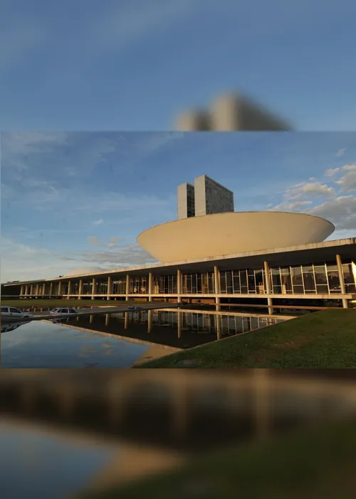 Imagem ilustrativa da imagem Congresso paga R$ 30 mi em pensões a filhas "solteiras"
