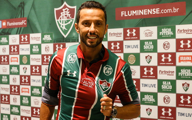A apresentação de Nenê na segunda (15) (Foto: Lucas Merçon/ Fluminense FC)
