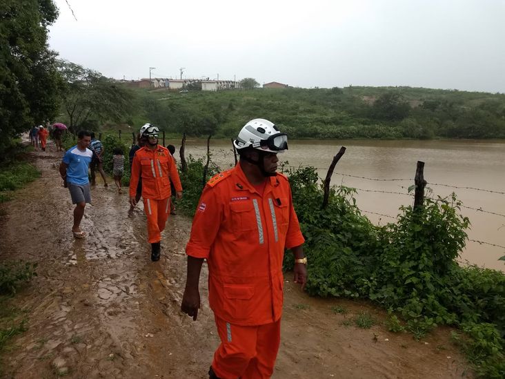 Bombeiros e Defesa Civil descartam risco de rompimento da barragem de Boa Sorte. (Foto: Divulgação/Governo da Bahia)