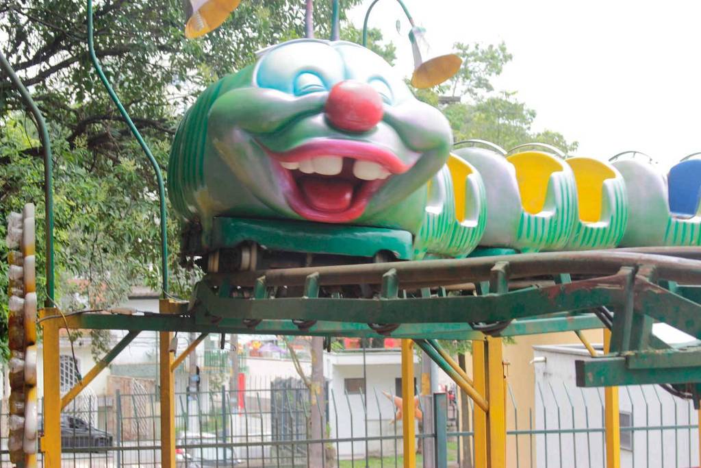 Brinquedo Brocumela, de onde uma mulher de 40 anos caiu nesta quarta-feira (24) (Foto: Divulgação)