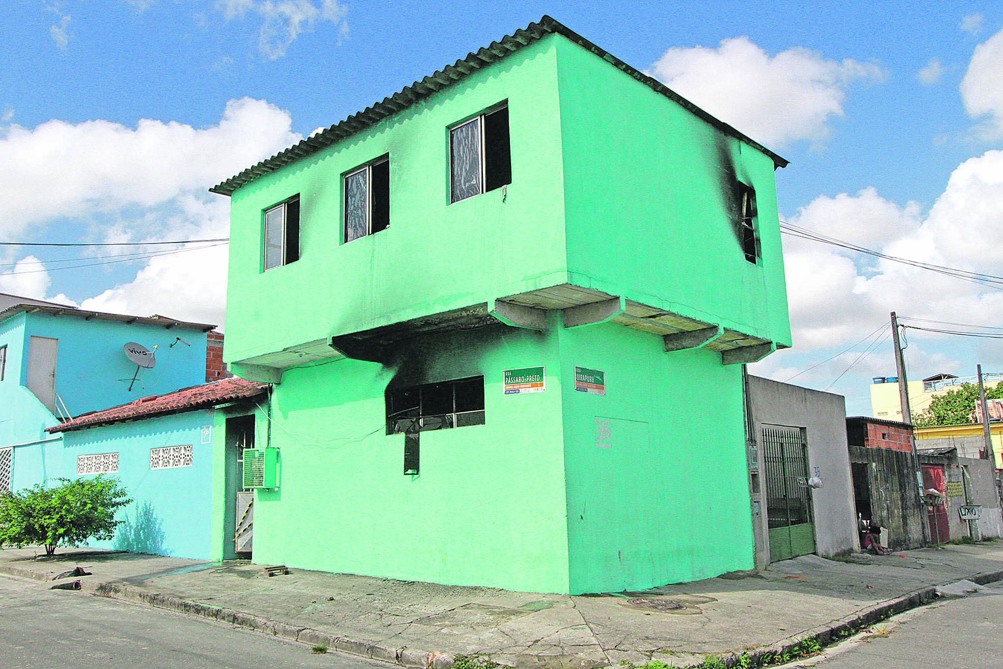 Casa em Novo Horizonte, que foi incendiada. (Foto: A Tribuna)