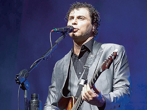 Frejat vai apresentar o show da turnê “Tudo se Transforma” (Foto: Divulgação)