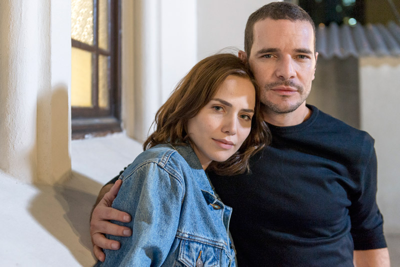 Letícia Colin e Daniel de Oliveira (Foto: Fábio Rocha/ TV Globo)