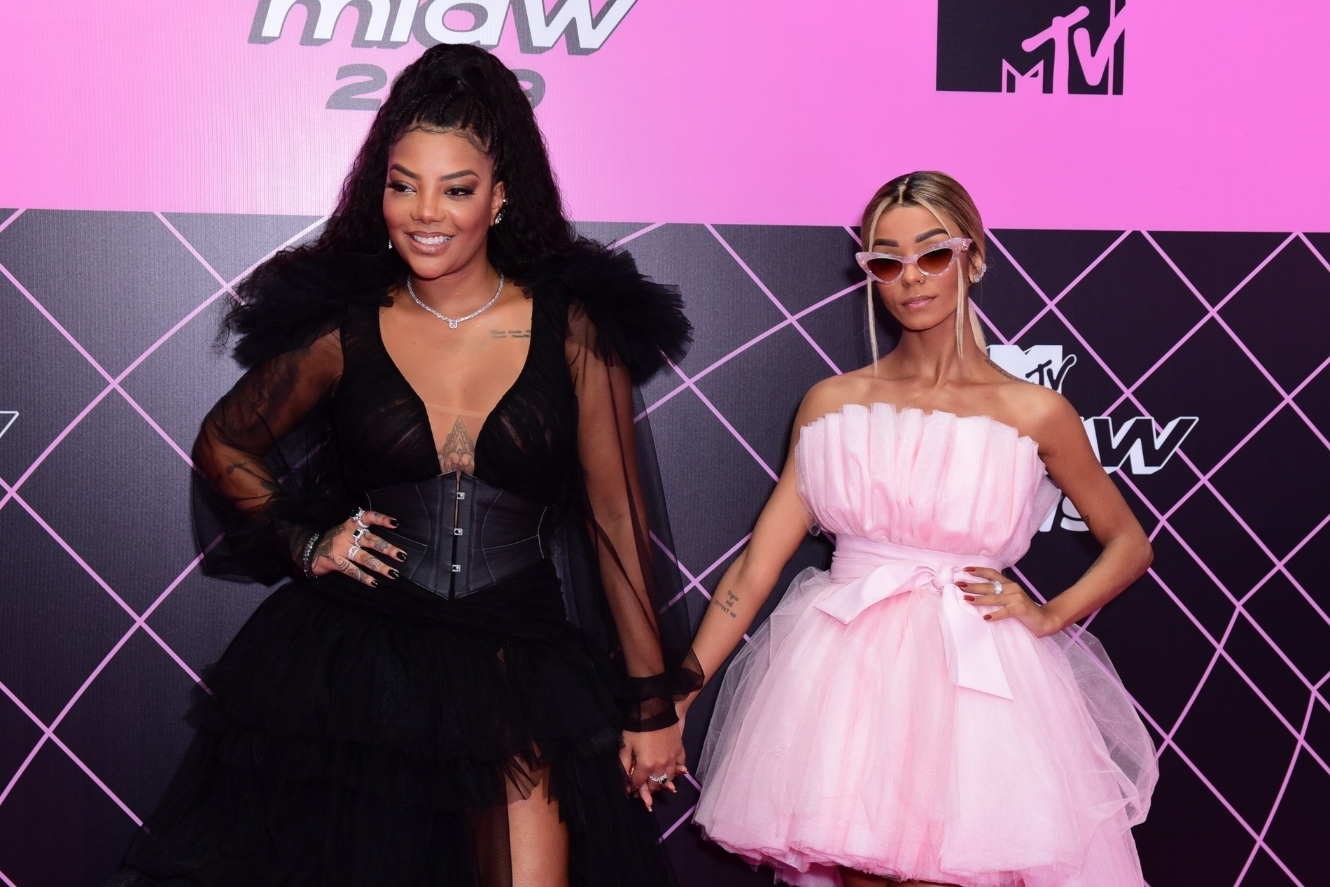 Ludmilla e Bruna assumiram o romance em junho (Foto: Thiago Duran/ AgNews)