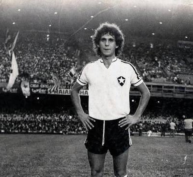O ex-jogador Mendonça tinha 63 anos de idade e morreu na manhã desta sexta-feira (5) (Foto: Divulgação)