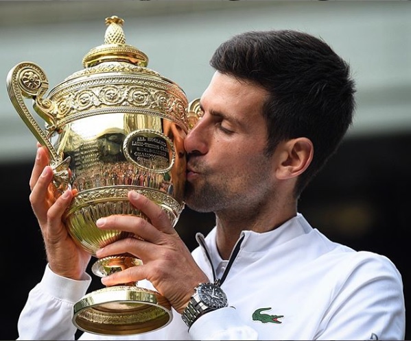 Com apoio de Nadal e Federer, Djokovic propõe doações para fundo dos  tenistas