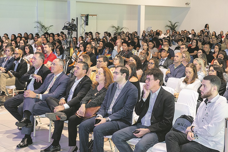  Participantes do seminário tribuna de educação (Foto: Cacá lima)