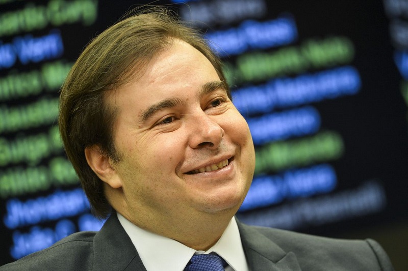 Na terça-feira (27), o presidente da Câmara, Rodrigo Maia (DEM-RJ), encaminhou uma manifestação ao STF na ação em que Moraes irá decidir sobre o destino dos R$ 2,5 bilhões originados de um acordo entre a Justiça dos Estados Unidos e a estatal brasileira. (Foto: Marcelo Camargo/Agência Brasil)