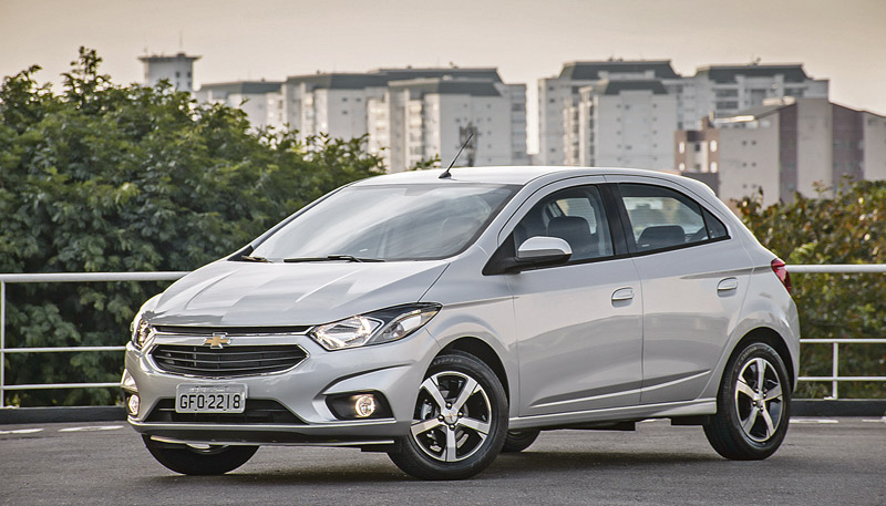 O Onix, como já era esperado, foi o veículo mais vendido no País no primeiro semestre deste ano. Chegada da nova geração não atrapalha vendas (Foto: Assessoria / General Motors)