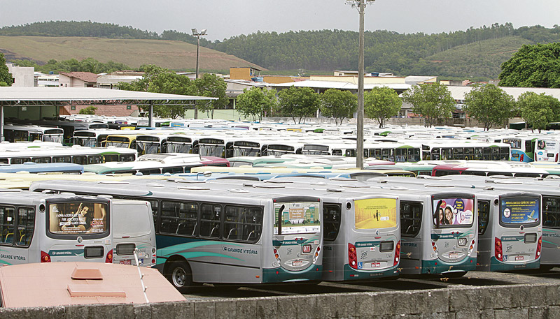 Garagem da Viação Grande Vitória, que atua no transporte de passageiros na região metropolitana: empresa está sob novo comando (Foto: Arquivo/AT)