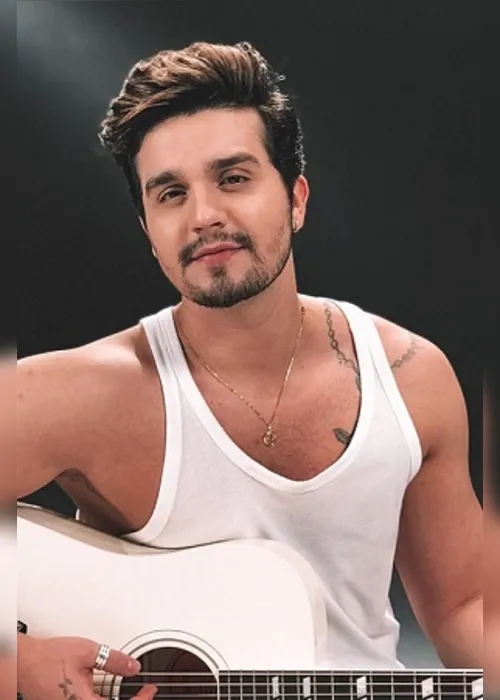 Imagem ilustrativa da imagem Luan Santana compra apartamento de R$ 7 milhões. Veja fotos