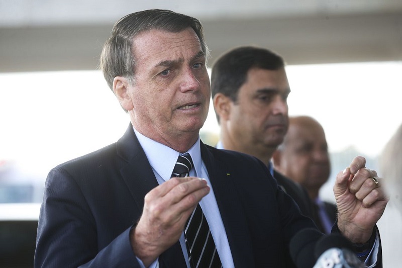 Em conversa com jornalistas, Bolsonaro disse que pretende manter o mesmo porcentual de correção,