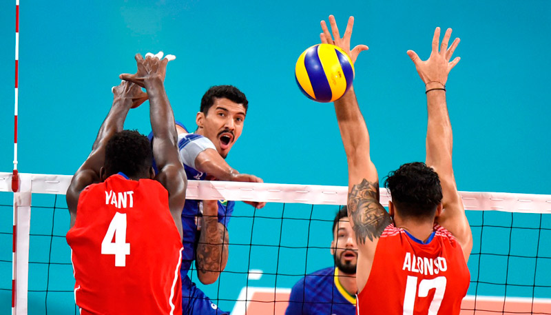 Kadu foi o maior pontuador do Brasil (Foto: Victor Calvo / CBV)