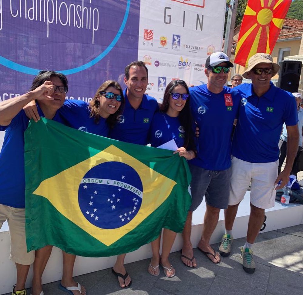 Equipe brasileira no Mundial de parapente (Foto: Instagram @frankbrown70)