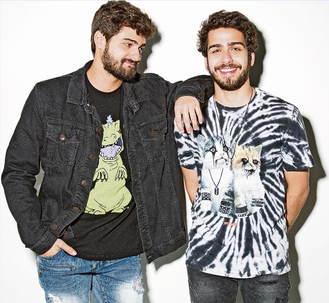 O duo Cat Dealers vai dar o tom eletrônico (Foto: Divulgação)