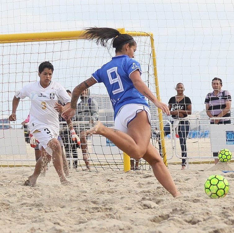 Seleção capixaba perdeu para o Rio na última rodada em Copacabana (Foto: Rodrigo Galvão)