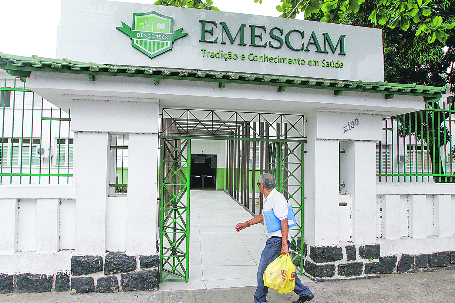 O projeto de extensão “Idosos com demência e o manejo apropriado do cuidador” é desenvolvido pela Emescam, que funciona na Reta da Penha, em Vitória (Foto: Fernando Ribeiro - 16/09/2016)