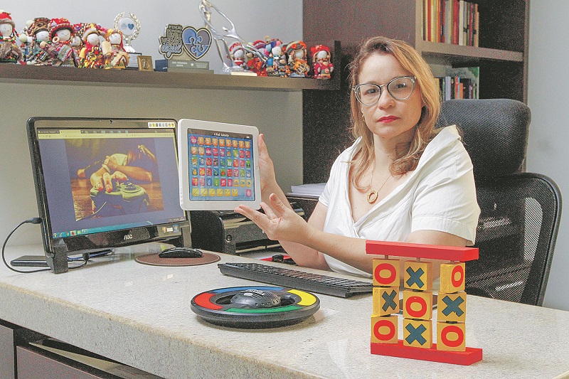 A psiquiatra Fernanda Mappa frisou que crianças que dormem mal tendem a ficar mais irritadas no dia a dia (Foto: Leone Iglesias/at)