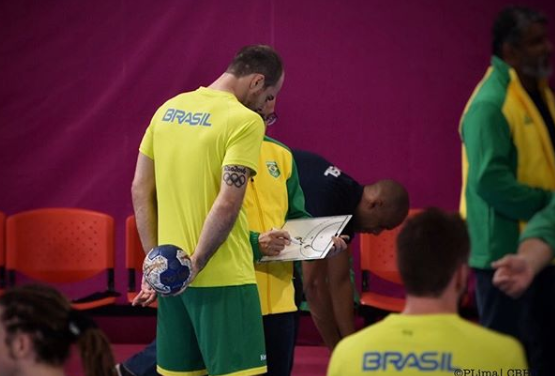 (Foto: Reprodução/ Instagram oficial da Confederação Brasileira de Handebol)