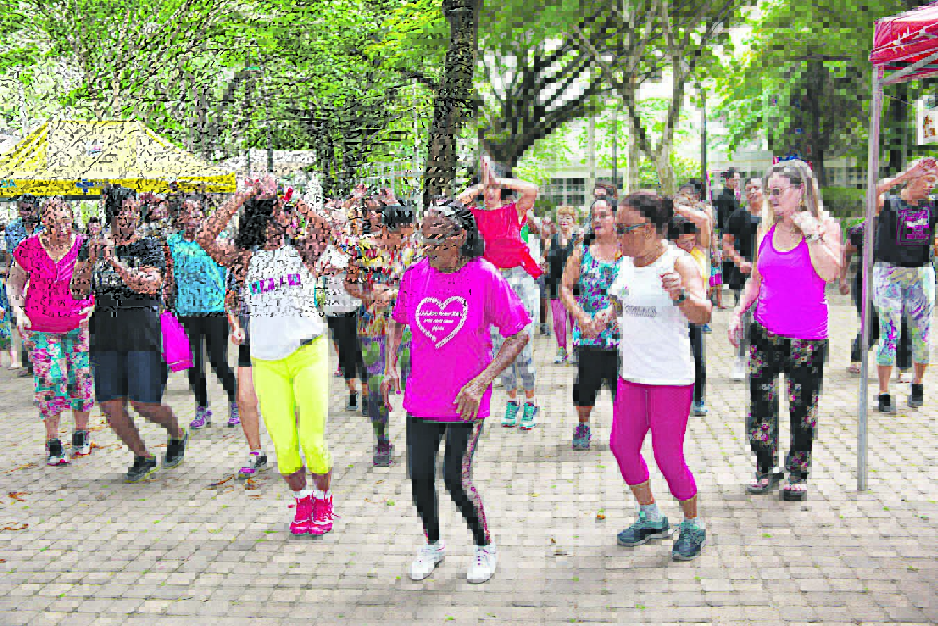 Idosos: exercícios, amizade e lazer (Foto: Divulgação)