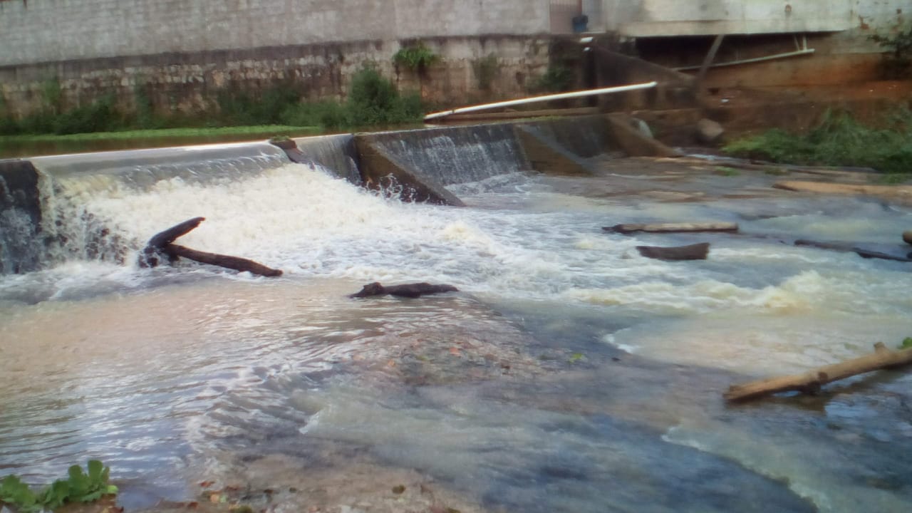 Rio Santa Maria do Doce antes da seca (Foto: Divulgação/Esmael de Oliveira)