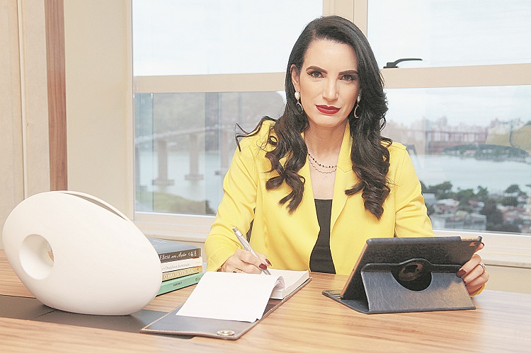 Gisélia Freitas: “Ler também é uma ferramenta que contribui para tudo” (Foto: Divulgação)