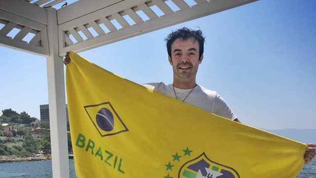O turco Orkut Buyukkokten quer fazer novas amizades brasileiras (Foto: Reprodução/Twitter/@orkutb )