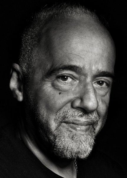 Paulo Coelho, 71, foi um dos maiores parceiros musicais do baiano Raul Seixas (Foto: Reprodução/Facebook/@paulocoelho)
