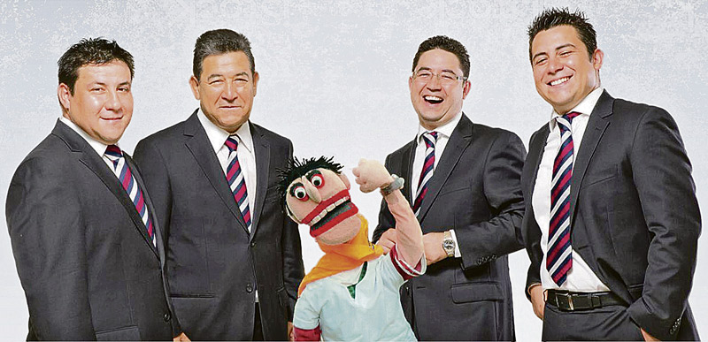 Quarteto chileno Asaf e o divertido fantoche Pedrito (Foto: Divulgação)