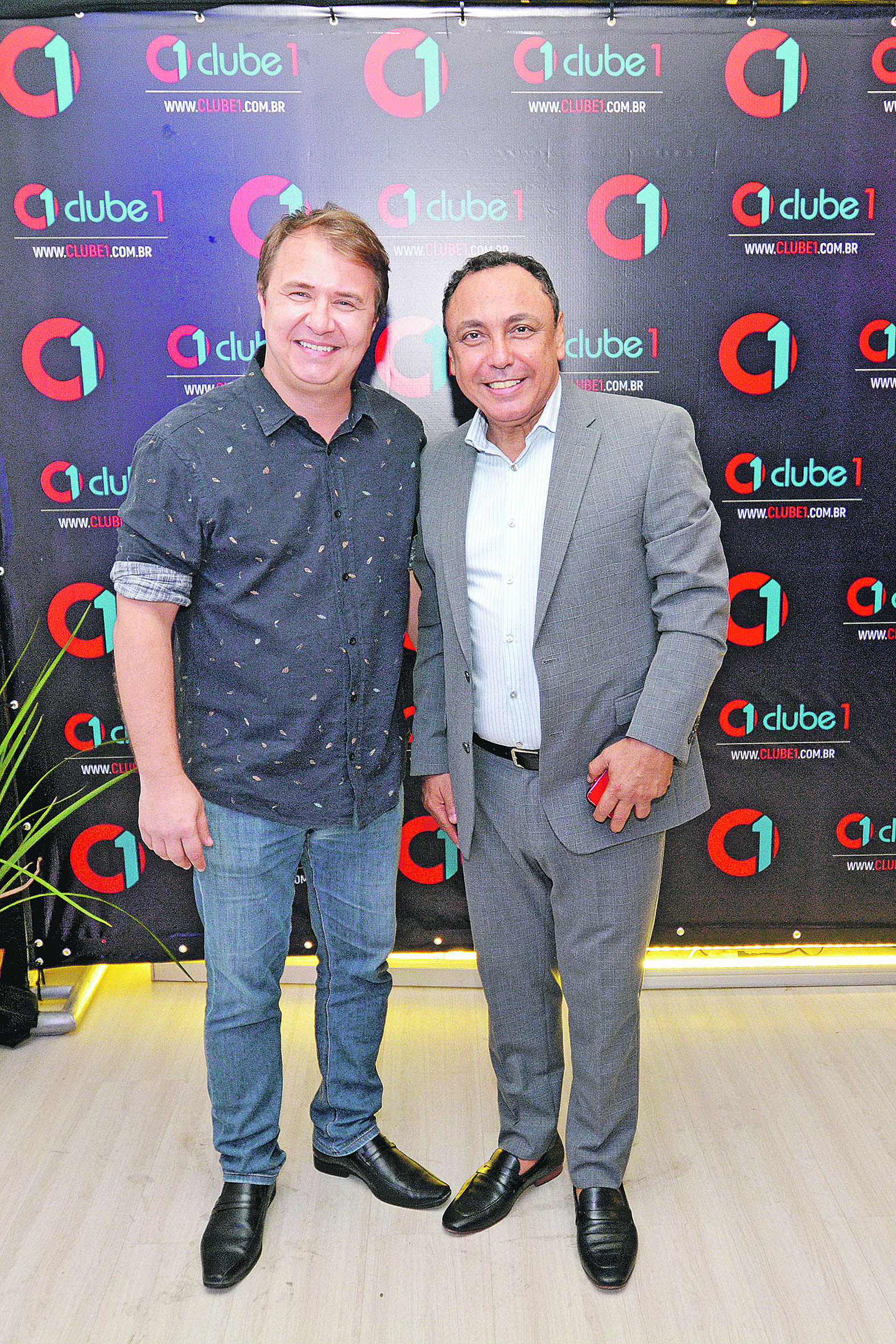 Stenio e mario cesar: nova loja (Foto: Fotos: Divulgação)