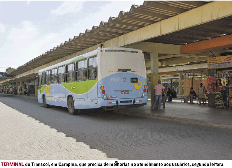 Terminal do Transcol, em Carapina, que precisa de melhorias no atendimento aos usuários, segundo leitora (Foto: Dayana Souza)