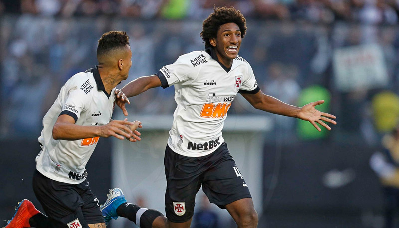 Talles Magno marcou seu primeiro gol pela equipe profissional e abriu caminho para a vitória do Vasco (Foto: Rafael Ribeiro/Vasco)