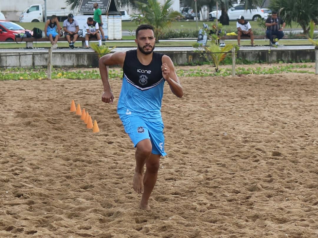 Com passagem por Flamengo e Madureira, Thiago Medeiros defende o Rio Branco (Foto: Suzana Rosseto/Rio Branco)