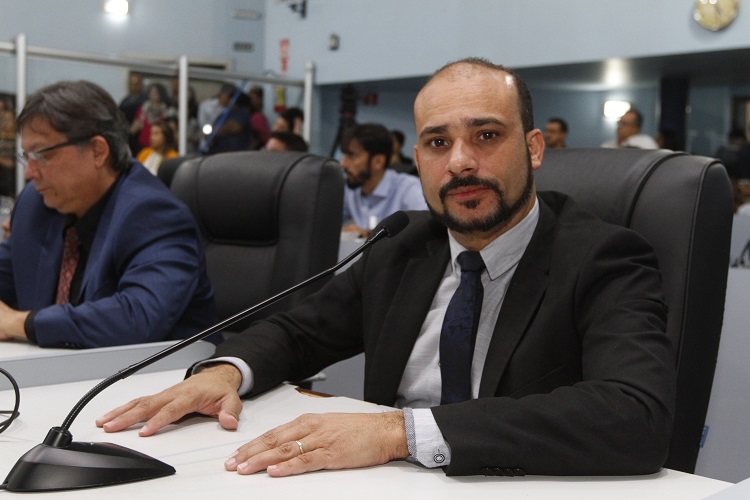 Vereador Leonil Dias (PPS) (Foto: Thiago Coutinho/AT)