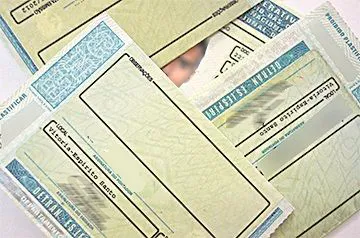 Imagem ilustrativa da imagem Motoristas poderão circular com carteiras vencidas até 19 de fevereiro