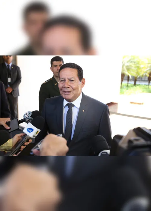 Imagem ilustrativa da imagem Vice-presidente Hamilton Mourão defende isolamento social