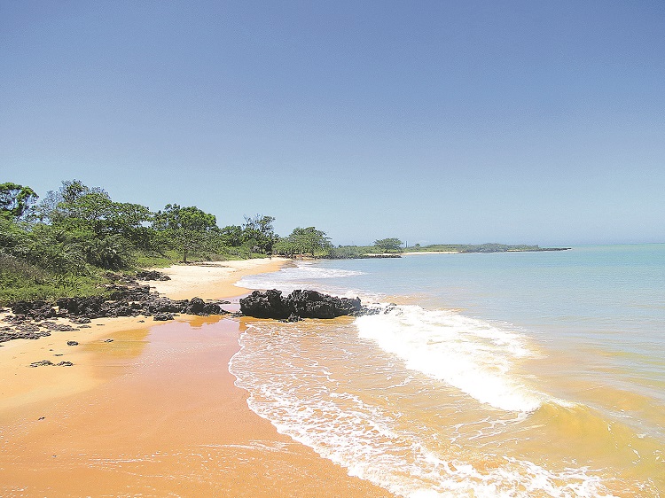 A praia Boca da Baleia: em Anchieta, no Sul do Estado, tem mar calmo e uma boa faixa de areia (Foto: Divulgação)