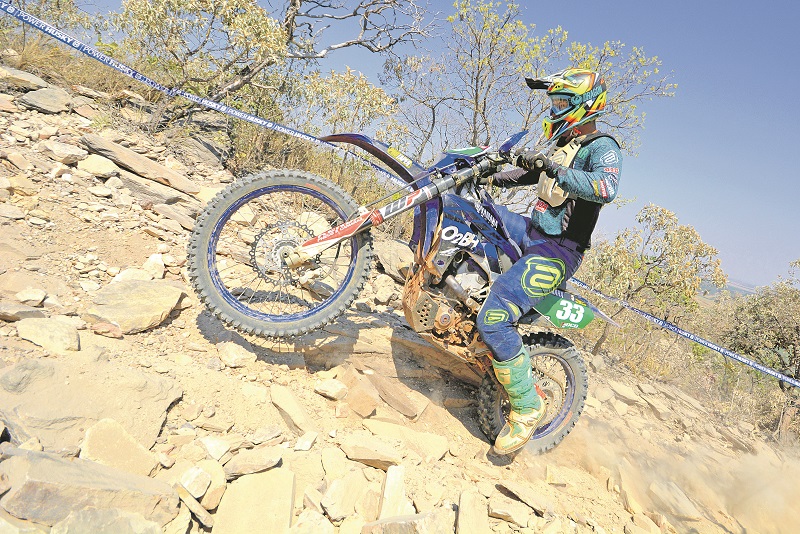 O piloto Patrik, natural de Colatina, em ação na etapa realizada em Patrocínio (MG), a última da temporada. (Foto: Fotos: Janjão Santiago)