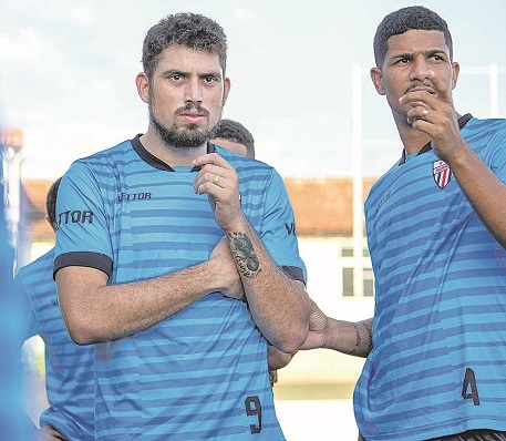 Atacante Rael vai defendero Serra no clássico de hoje (Foto: Rafael Chaves/Serra)