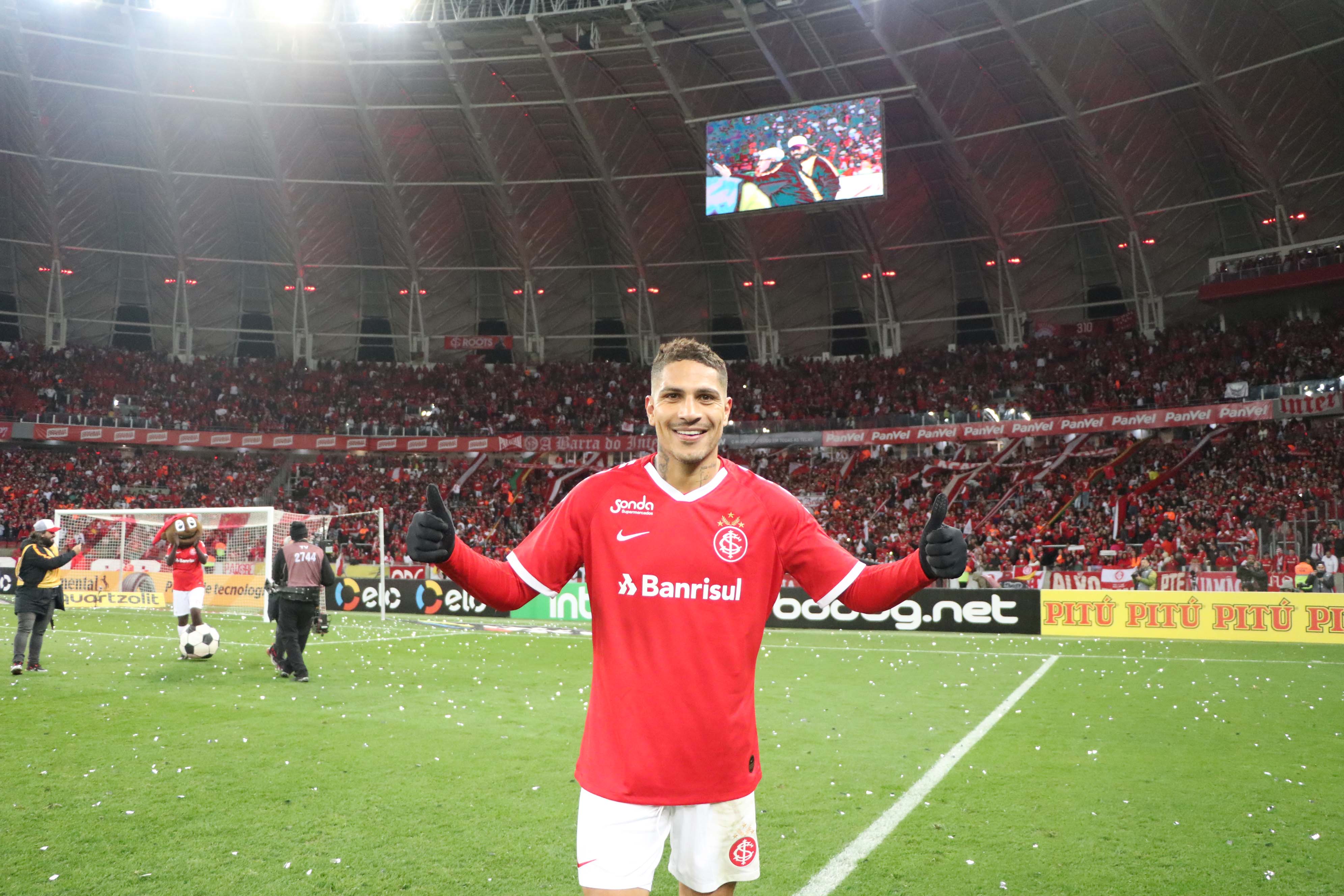 Guerrero foi o artilheiro da equipe na temporada passada com 20 gols (Foto: Ricardo Duarte/Internacional)
