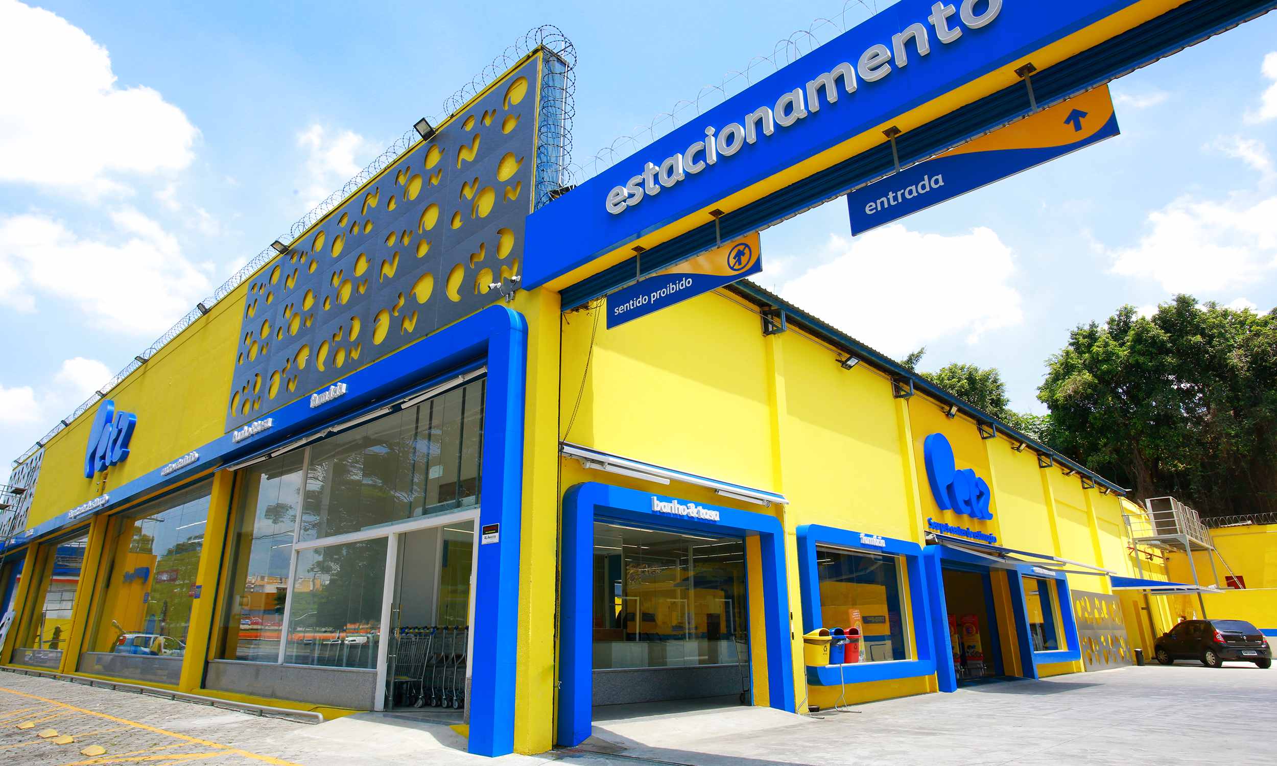 (Loja terá 50 vagas de estacionamento. Foto: Petz )