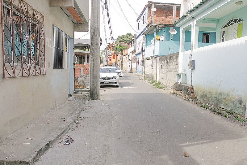 Rua Geneci Baía, em Aparecida, Cariacica, onde Adriano Foca foi morto durante festa de aniversário. (Foto: Kadidja Fernandes/AT)