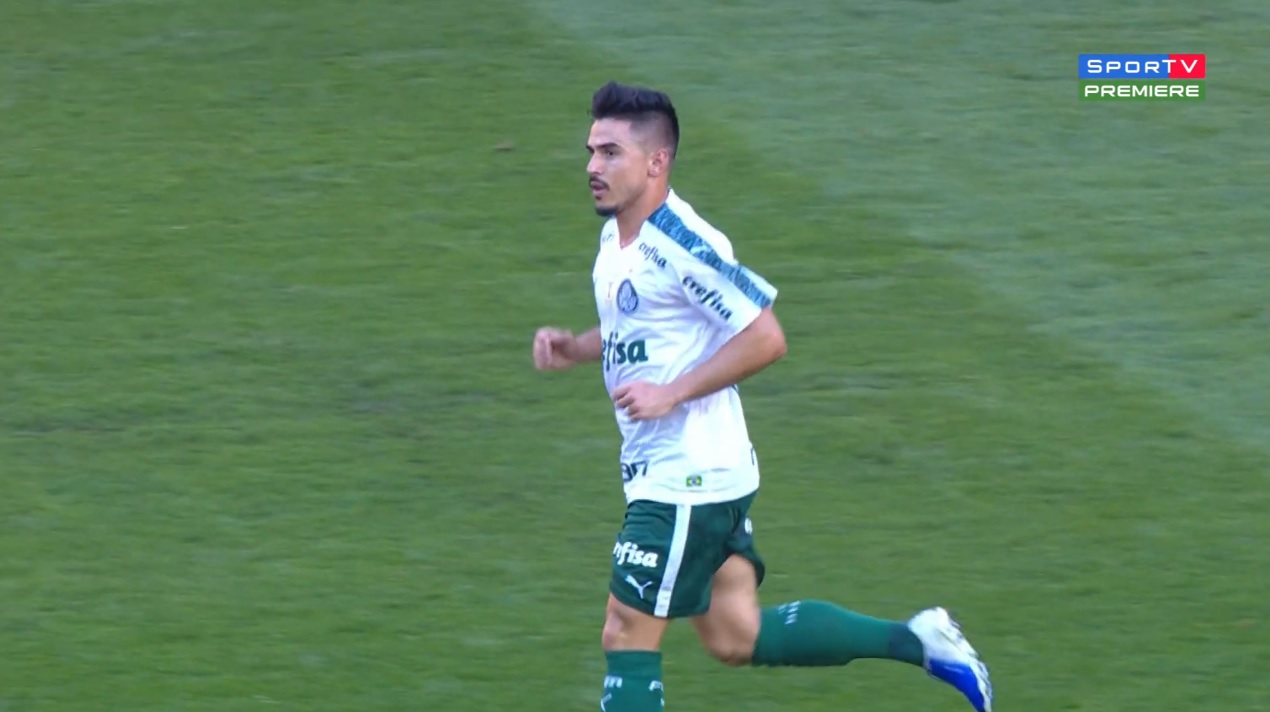 William empatou o jogo para o Palmeiras aos 12 minutos do segundo tempo. (Foto: Reprodução/SporTV)