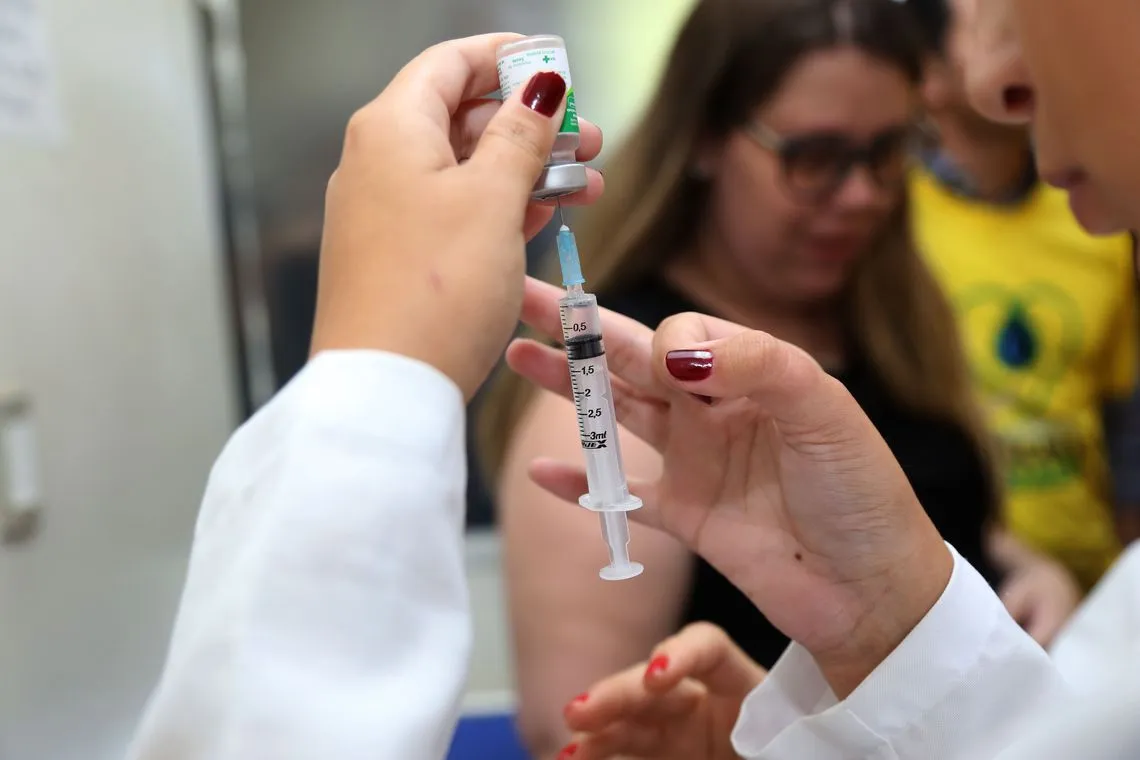 Imagem ilustrativa da imagem Em 2020, quem tem a partir de 55 anos poderá tomar vacina contra gripe