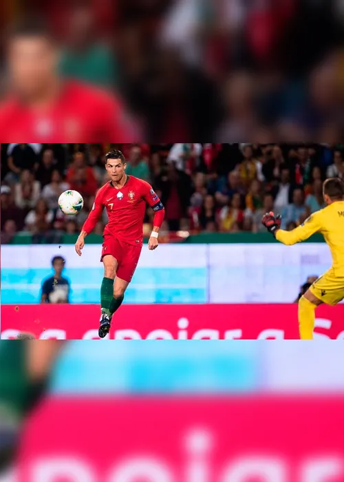 Imagem ilustrativa da imagem Cristiano Ronaldo deixa a Juventus e volta a jogar no futebol inglês