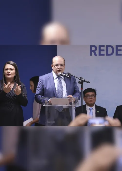 
          Imagem ilustrativa da imagem Escolas devem permanecer fechadas até junho, diz governador do DF
          