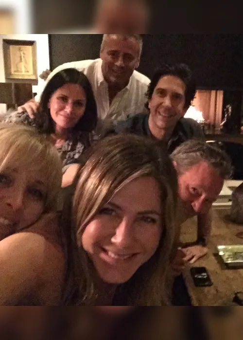Imagem ilustrativa da imagem Atores e Warner entram em acordo sobre especial de "Friends", diz site